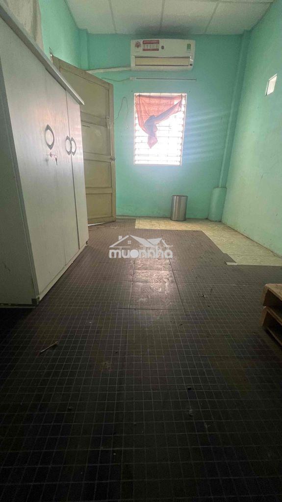 Nhà chính chủ p9 phú nhuận -3 tầng- 2pn- giá : 2,6 tỷ      - 3,4 m x 4 - 3