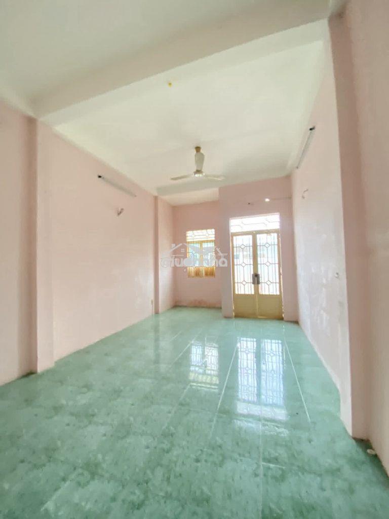 Giảm thêm 200tr, nhà hòa bình, giáp q.11, hẻm 8m có lề, 68m2, 3 tầng - 2