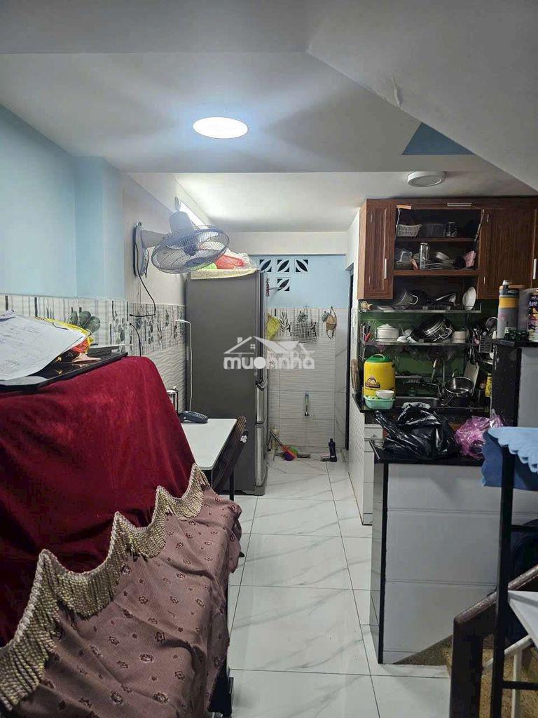 Bán nhà trung tâm quận 11 , hẻm xe hơi - 2,5 tầng - nhỉnh 5 tỷ - 3