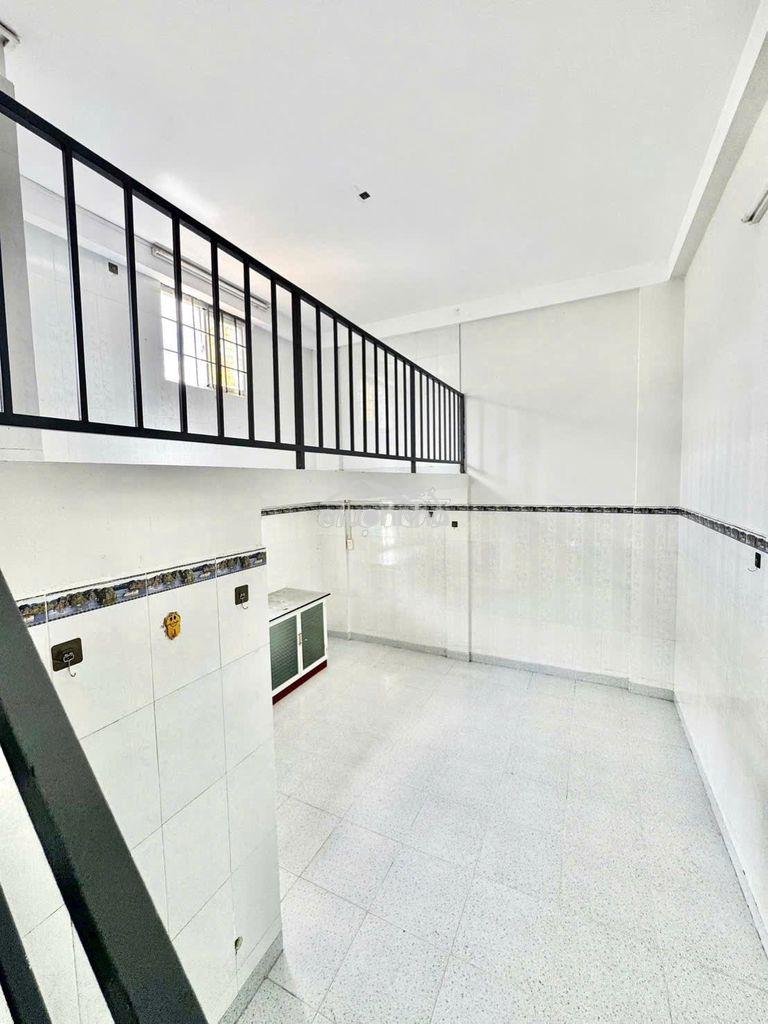Nhà becamex hòa lợi , lầu 3 sổ hồng : 415 triệu - 2