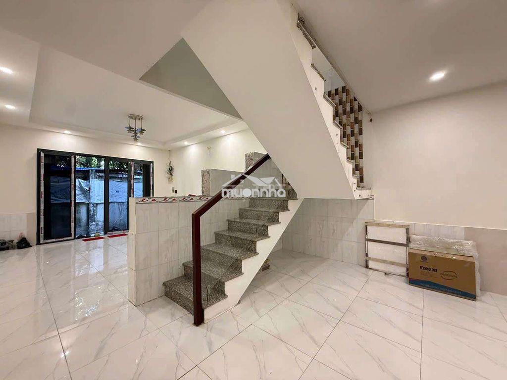Cho thuê nhà hẻm 141 tám danh p4 - dt 4.4m x 10m, hẻm 2.5. giá 12trieu - 4