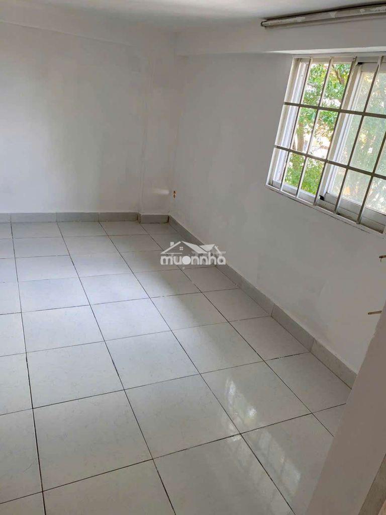 Becamex định hòa. lầu 4 sổ hồng 100 triệu. còn góp 20 năm : 370 triệu - 4
