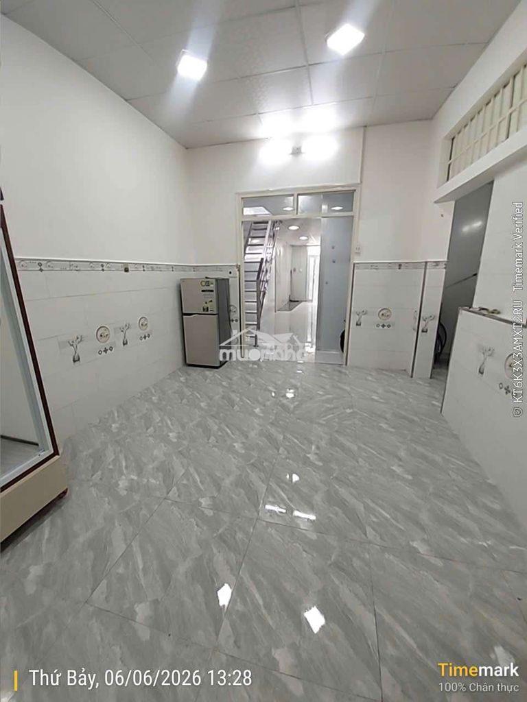 Nhà thuê 4 x15m gác lửng 2 pn _ giá 4 ttr/tháng  - 3