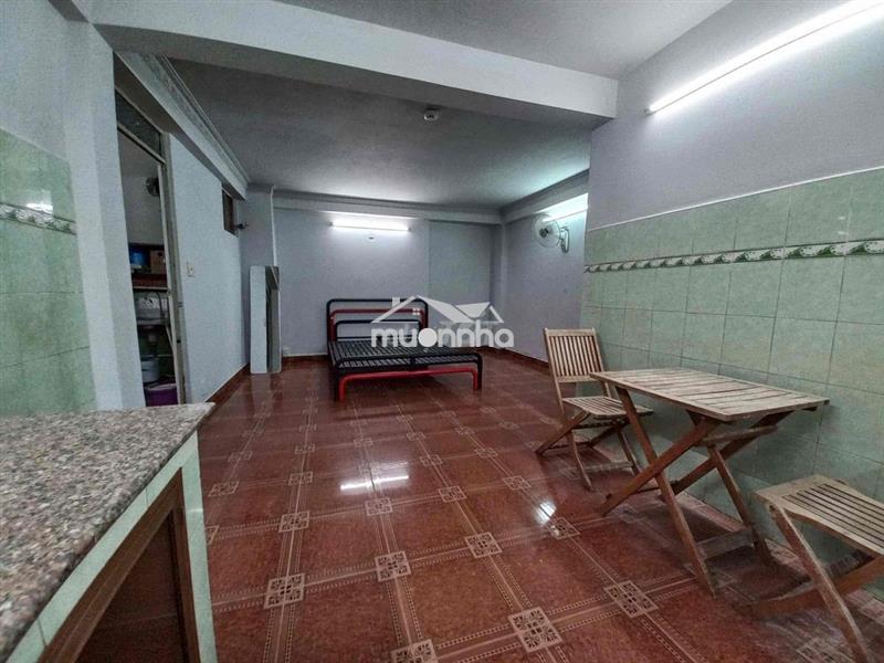 Phòng trọ 25m2 ... lê văn sỹ q.3