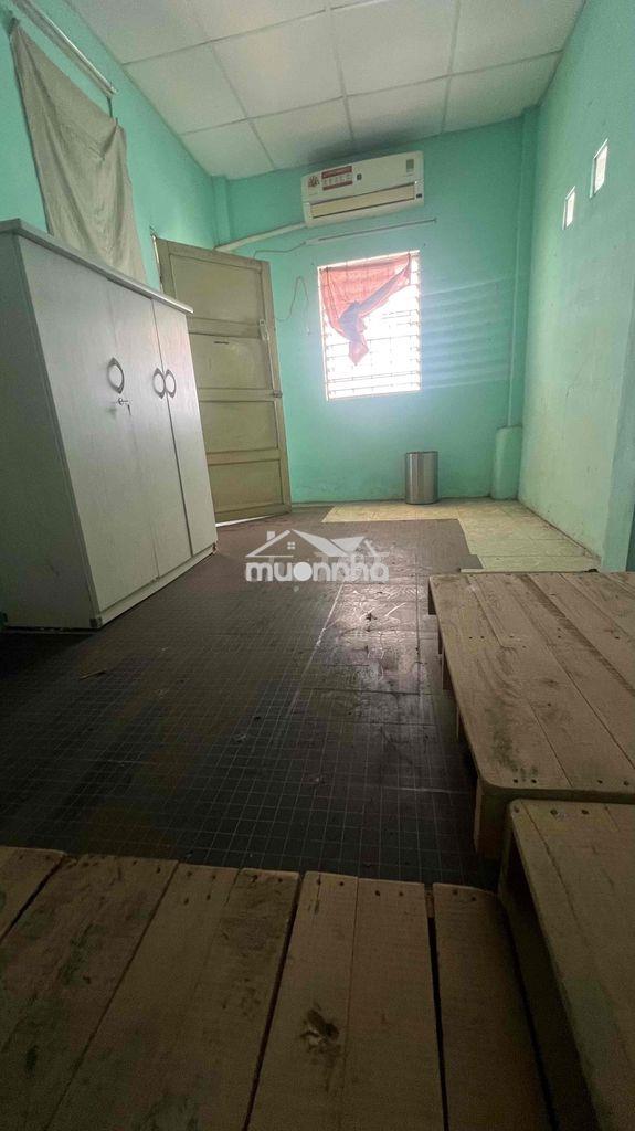 Nhà chính chủ p9 phú nhuận -3 tầng- 2pn- giá : 2,6 tỷ      - 3,4 m x 4 - 4