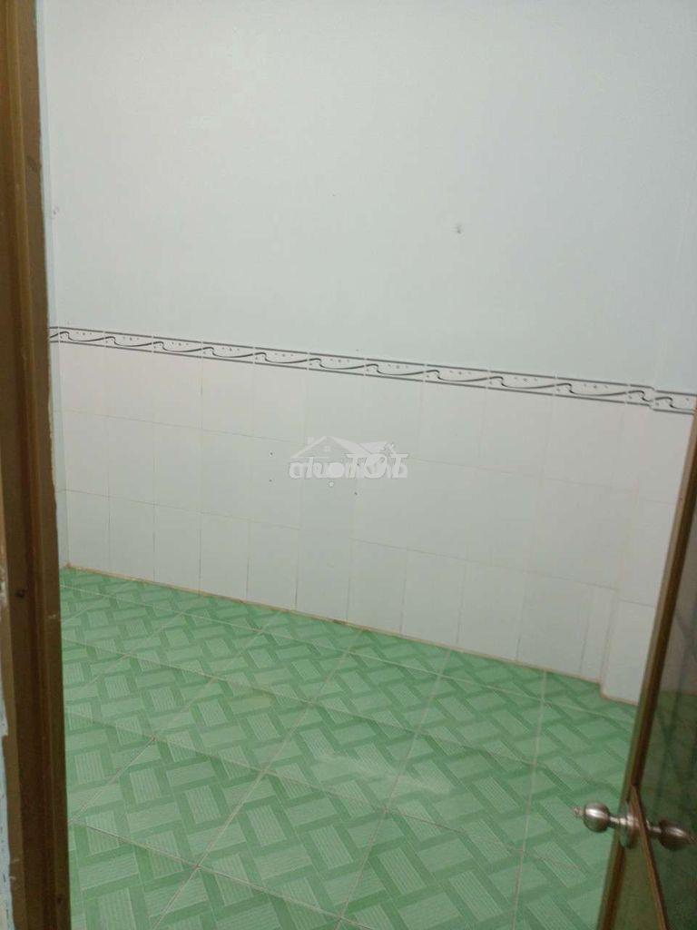 Nhà nguyên căn một trệt một lầu  tận kiểng q7 - 2