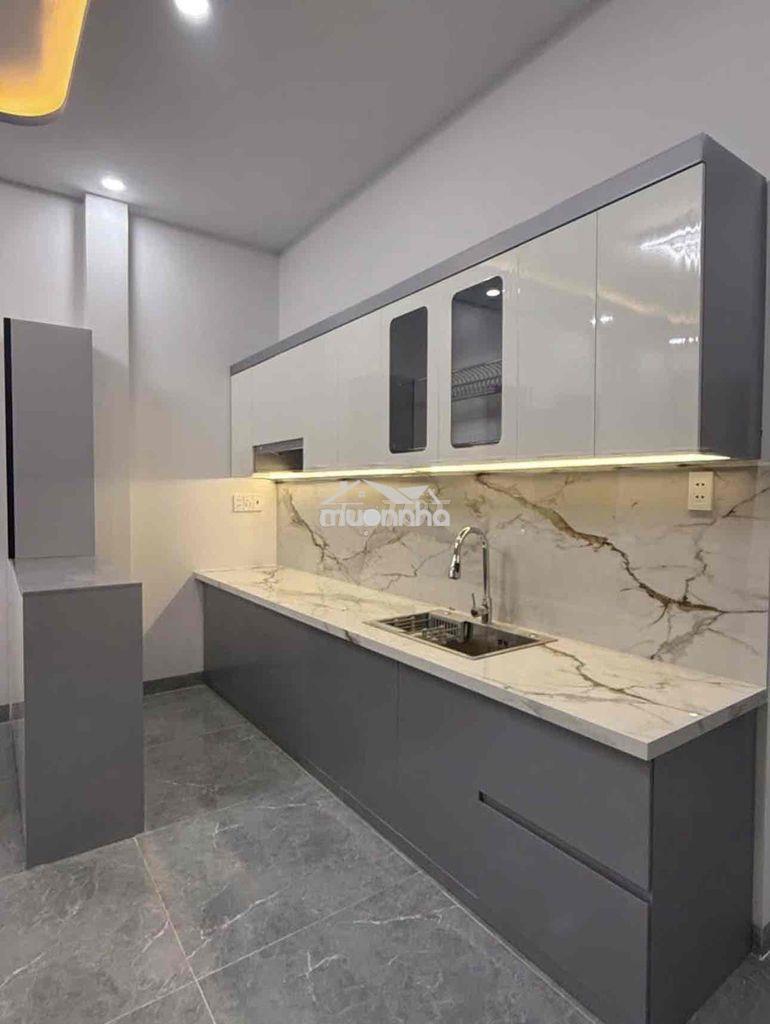 Bán nhà ngay chợ tân hiệp - 2
