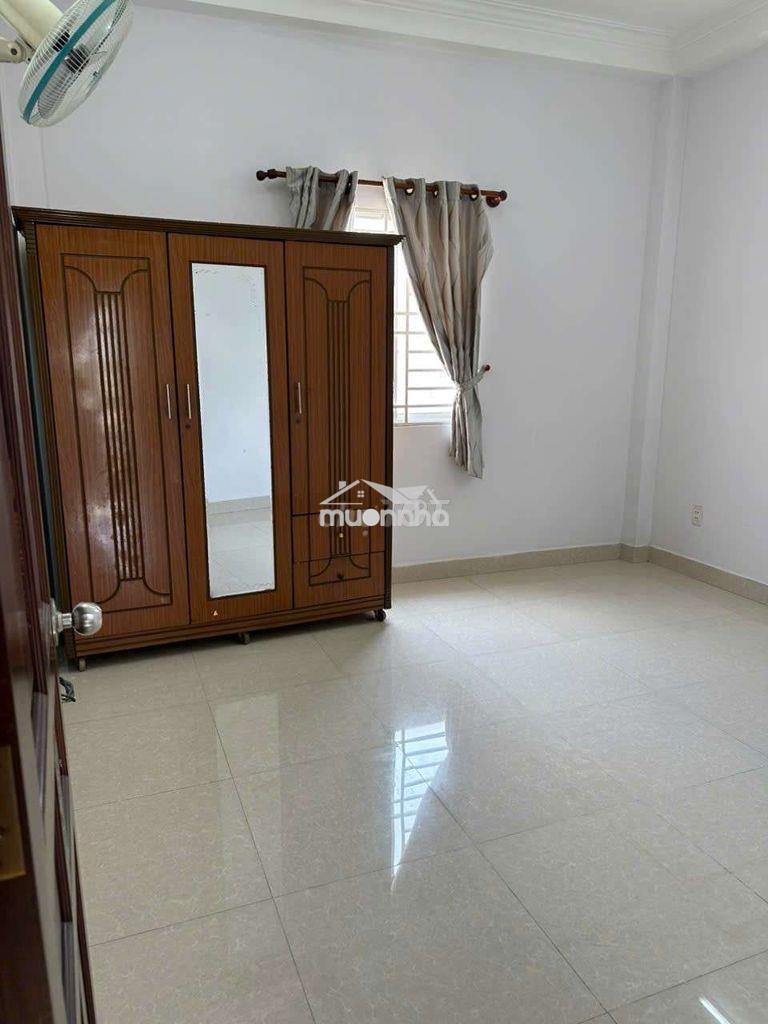 Nhà đường mã lò [4x14, 3 lầu, 5pn, 4toilet] có sẵn nội thất - 4