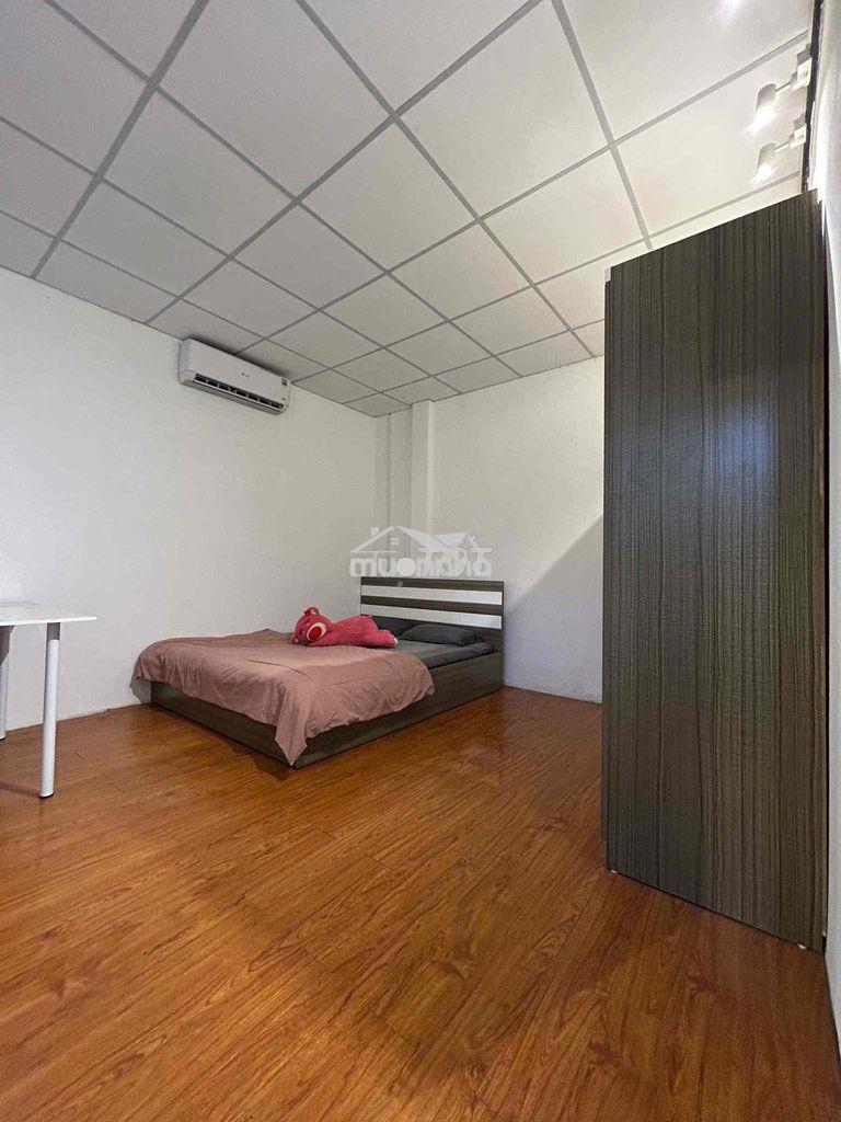 2 phòng ngủ, rộng 90m2 , mặt tiền 297 bình quới - 4