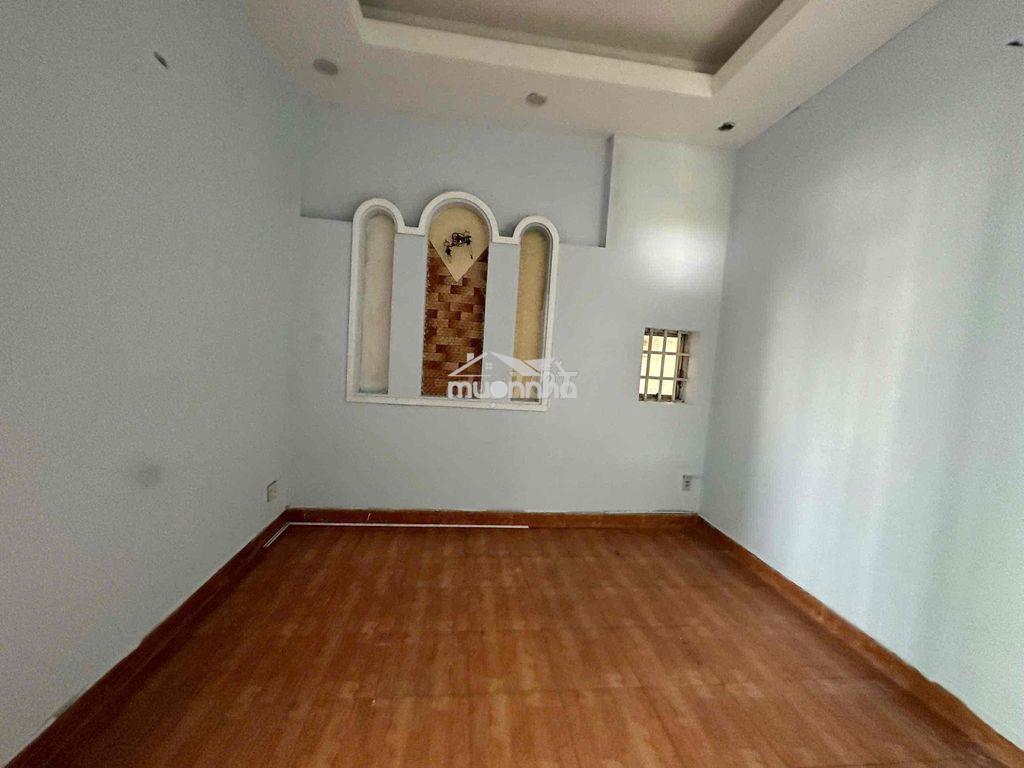 Cho thuê căn góc trục chính phú hoà , 325m2 1 trệt 1 lầu - 3