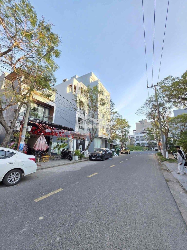 Nhà gác lững đuòng 5m5 nại hiên đông sơn trà đà nẵng công năng : 2p - 3