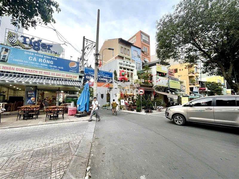 Bán đất tặng nhà c4 40m2! mặt tiền chợ hẻm xe hơi - ngay đh hồng bàng - 2