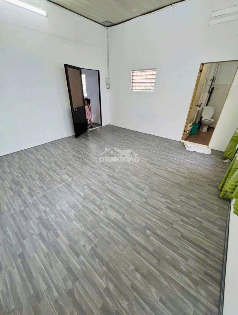 Nhà góc 2 mt hẻm 5x9 tr lầu 2pn 2vs lê quang định p5 bình thạnh - 2