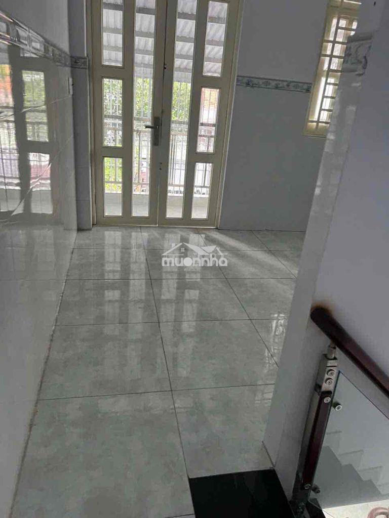 Cho thuê nhà gần chợ linh xuân - đường số 8 2pn 2wc ở + vpcty+ nhóm - 4