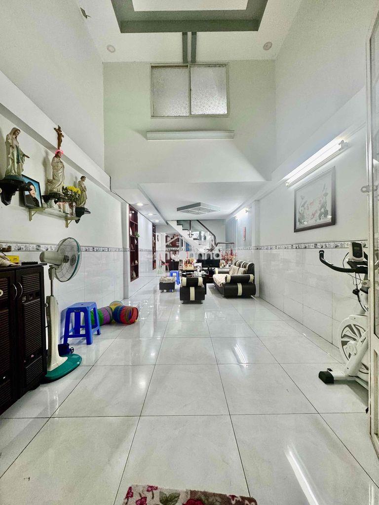 Hẻm xh tới nhà, hẻm thông, số: 694// nguyễn kiệm - ngay ngã 3 hồ v.hue - 3