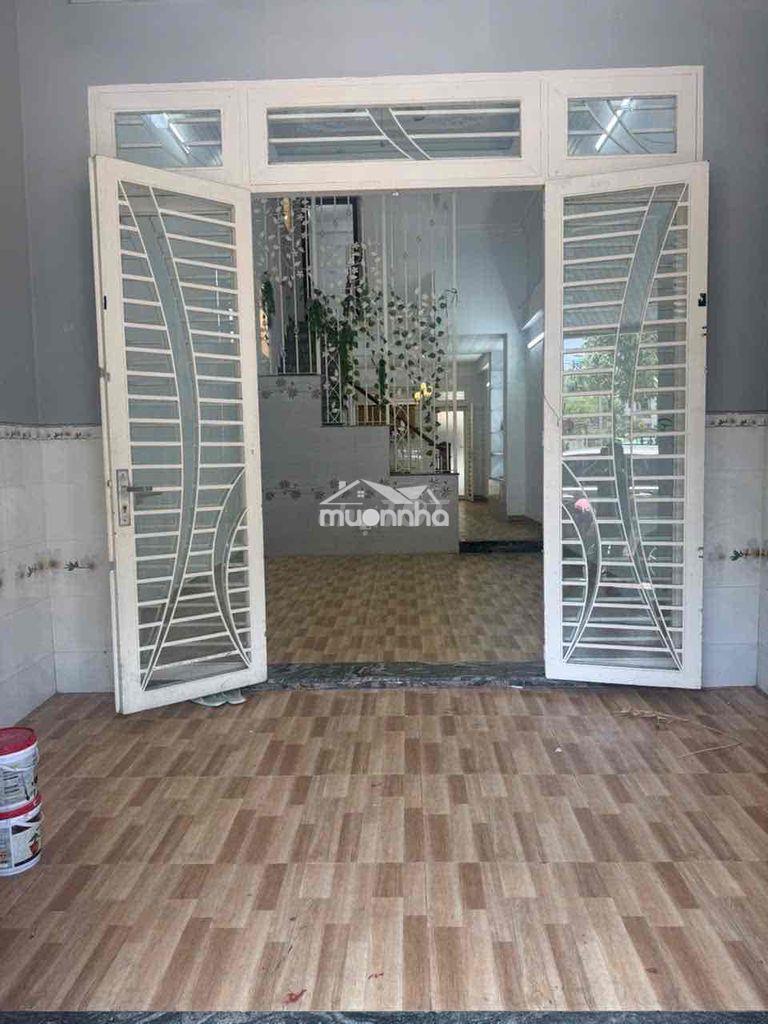 Cho thuê nhà 1trệt , 3 lầu , đường phước bình , gần cầu nam lý - q9 - 3