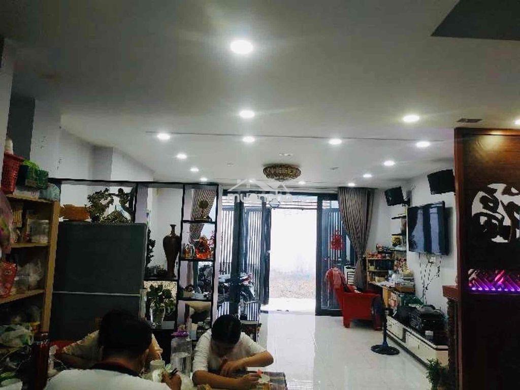 60m2(ngang 5m) - dương quảng hàm giáp hẻm xe tải - 3 tầng - chỉ 6.x tỷ - 3