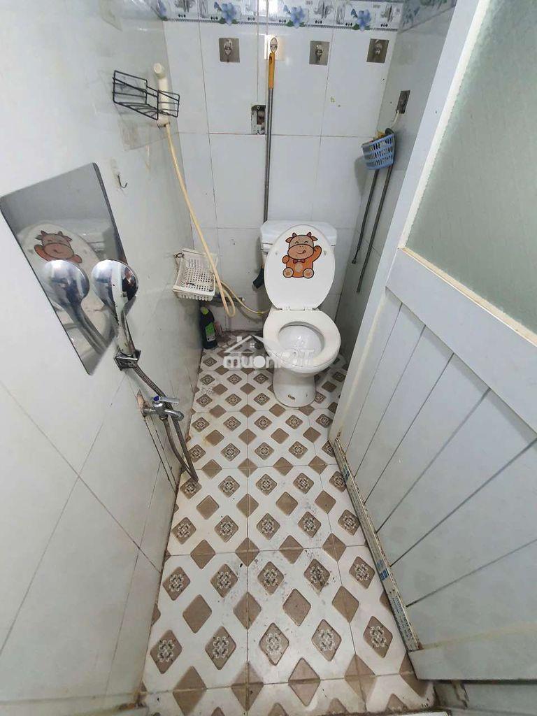 Nhà nguyên căn 4x8 1lửng 1pn 1wc - 4