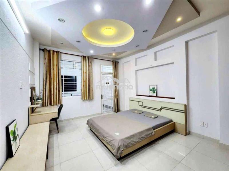 Chủ gấp bán - mặt tiền - bành văn trân - 137m2  - 11 phòng - giá 25 tỷ