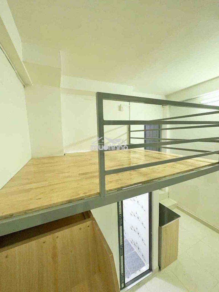 Chdv duplex mới trống lại, sát q5, sạch sẽ, cửa sổ trời - 3