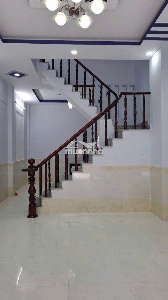 Nhà đẹp rẻ đường tl 9, xã bình mỹ, củ chi cũ  đúc 1 trệt, lầu - 3