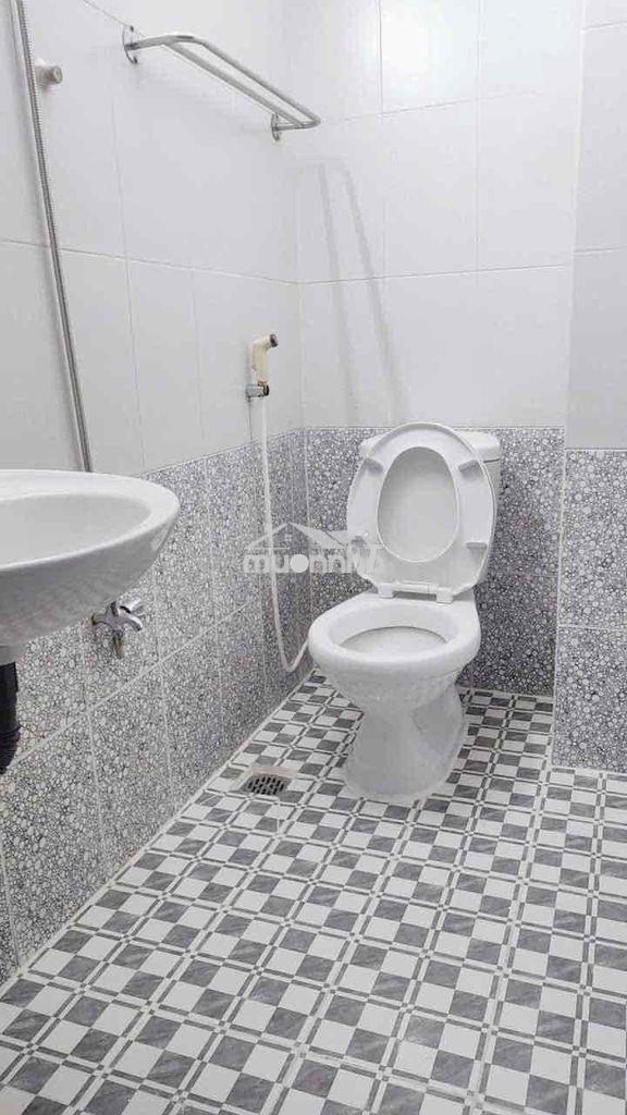 Hiem có hẻm xe hơi nhà quận 10 5 tầng chỉ hơn 6 tỷ - 3