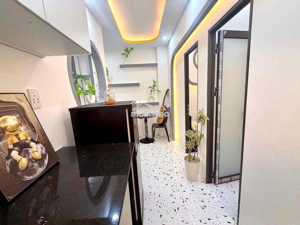 Cho thuê căn hộ 2 phòng ngủ ban công thành thái q10 gần ueh, hoa sen - 3