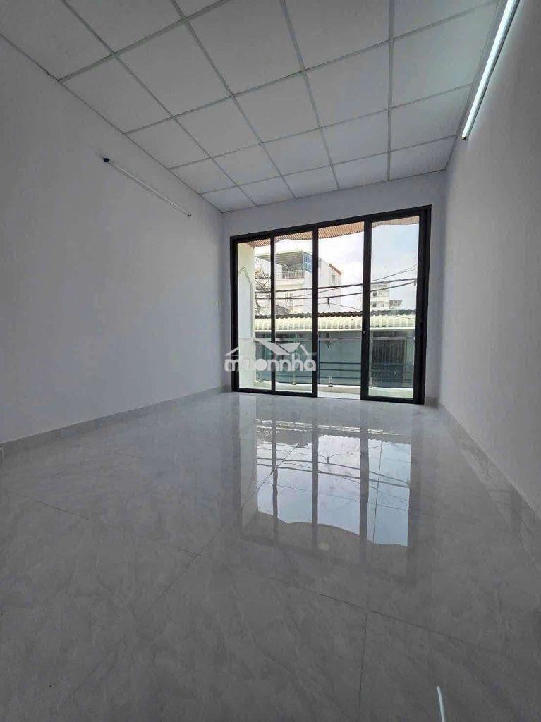 Cô tôi cần bán căn nhà để tiền chữa bệnh nên giá lỗ hơn thị trường - 4