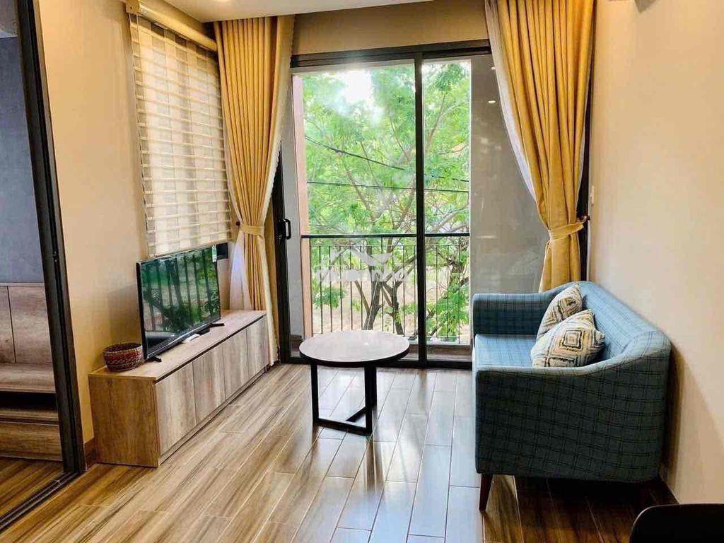 Cho thuê căn hộ 40m2 tách bếp ban công gần công viên lê văn tám - 2