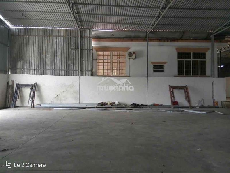 Cho thuê kho 340m2 ql50