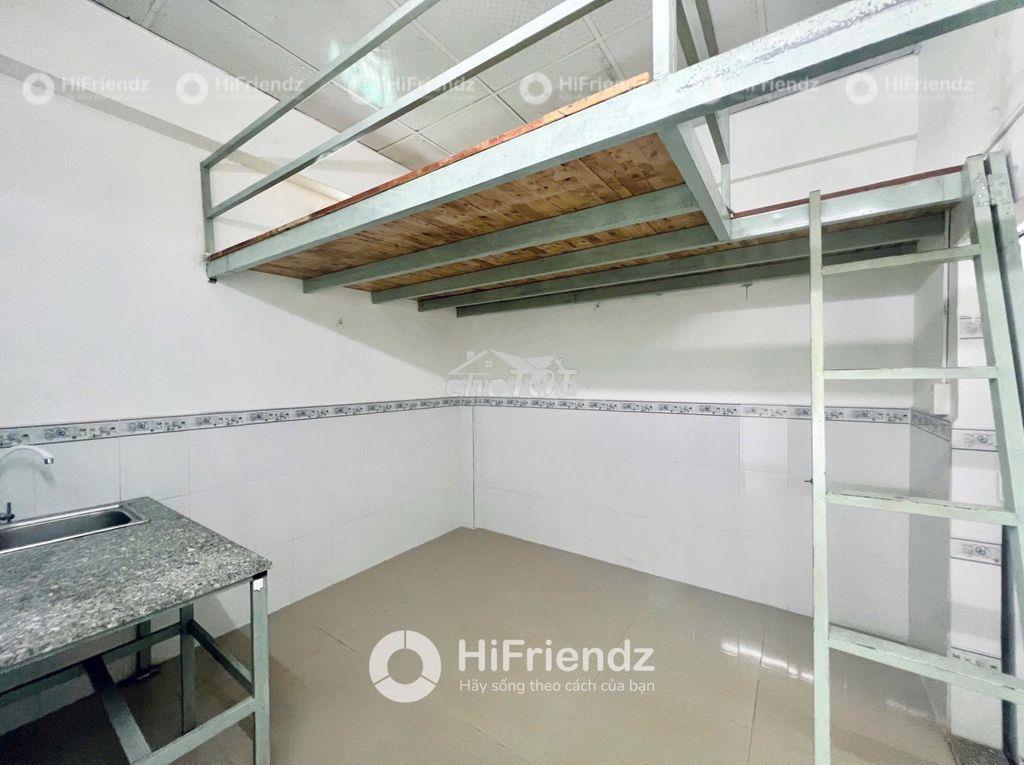 Phòng mới thoáng mát, có gác, giờ tự do gần ở 703 hương lộ 2 - 3