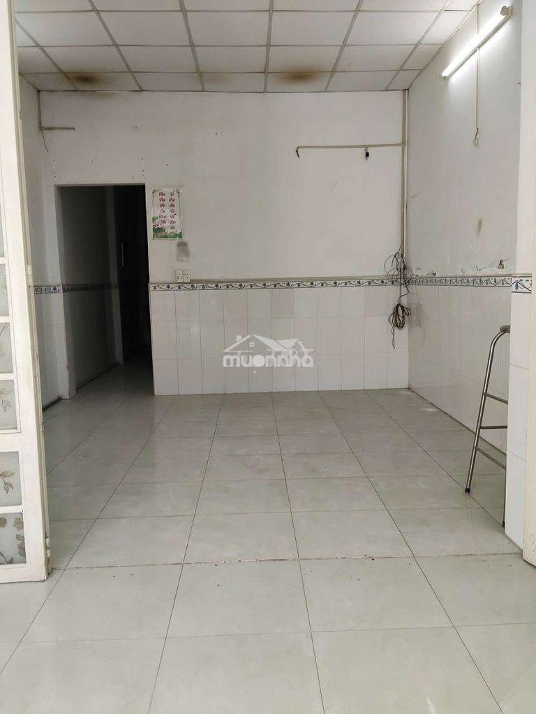 Nhà thuê 4 x18m 2 phòng ngủ đường bà cả ấp 5 xã đa phước bình chánh  - 3