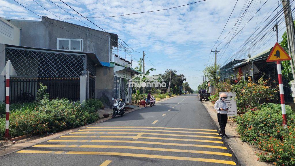 132m2 mặt tiền suối dinh, khu bàn cờ gần nhà thờ lộc hòa, quốc lộ 1a - 2