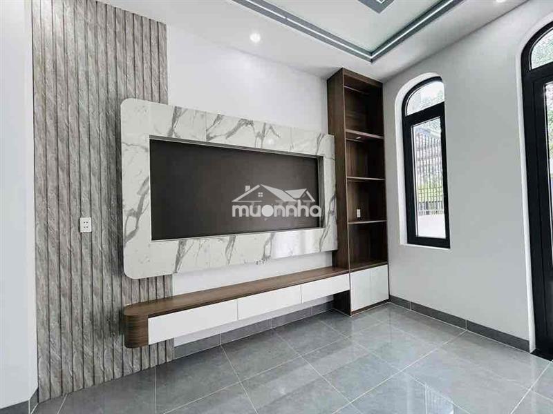 Nhà 1 trệt 1 lầu mới  ,nhanh tay thì còn chậm là chờ căn khác