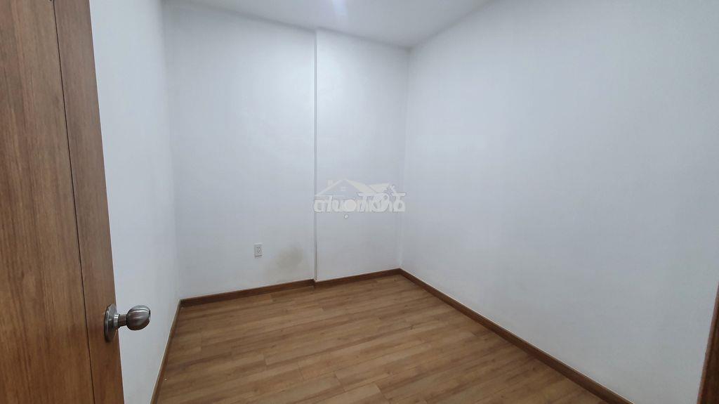 Bán bcons suối tiên - nội thất cơ bản - giá 2 tỷ 300 bao thuế phí - 4