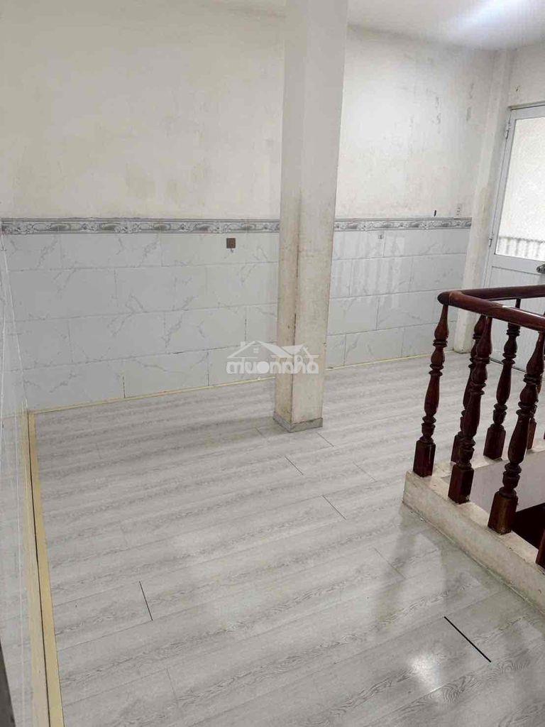 Cho thuê nhà đường 102 sau chùa phước tường giá 6,5tr 2pn 2wc - 4