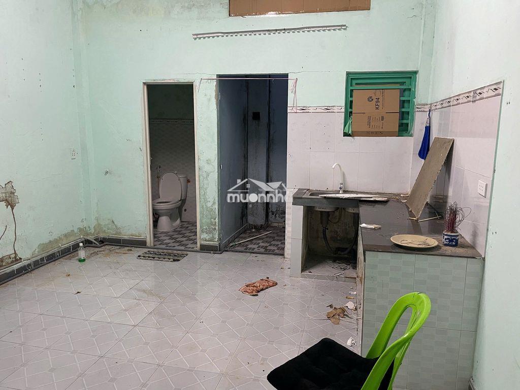 Cho thuê nhà trống hẻm xe hơi phù hợp làm kho, xưởng may q. bình tân  - 3