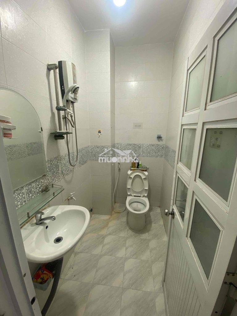 Phòng đầy đủ tiện nghi chợ phạm văn hai - 2
