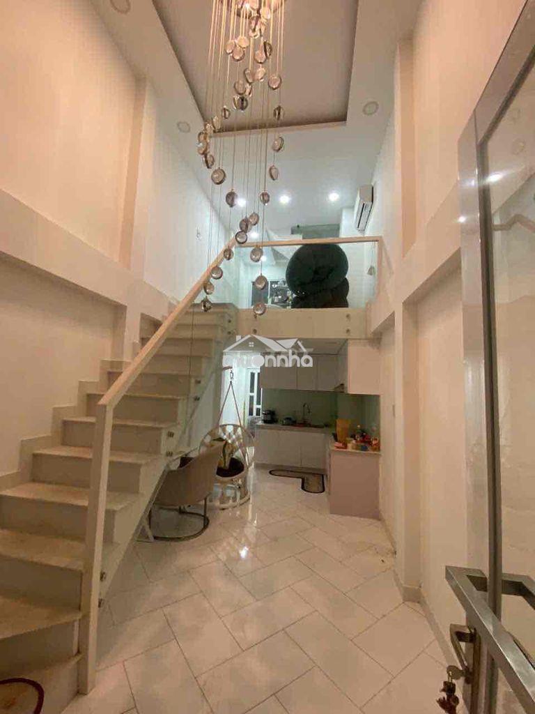 Cho thuê nhà 3 tầng (trệt + lửng + 2 tầng + sân thượng - 3