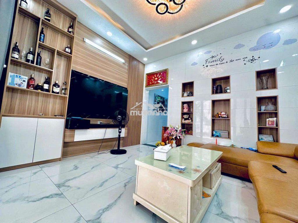 Bán nhà,  quang trung gò vấp ,ngang 4m- 50m ,giá : 4.5tỷ - 4