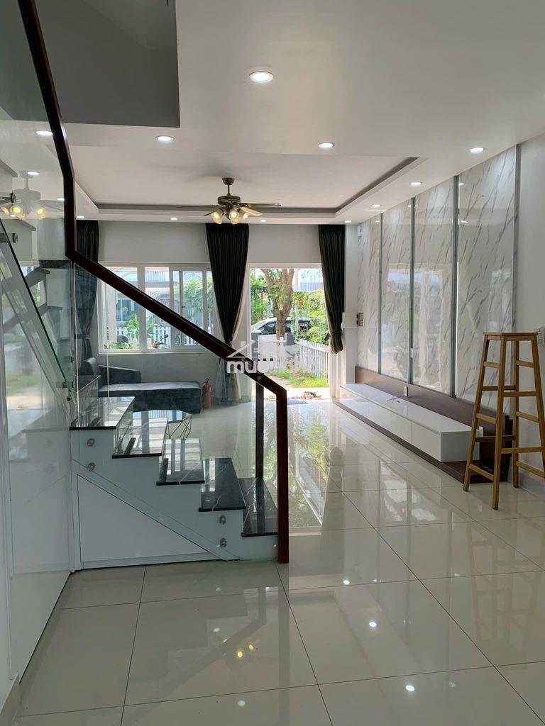Cho thuê nhà nhà phố melosa garden khang điền 4pn dt 5x23m =115m2 16tr