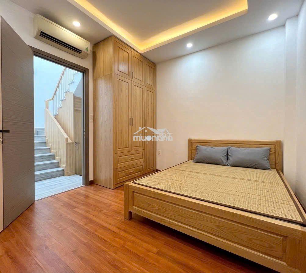 Nhà 3t x 48m2 - đẹp - full nội thất sang - xh đậu cửa ra đg nguyễn xí - 4