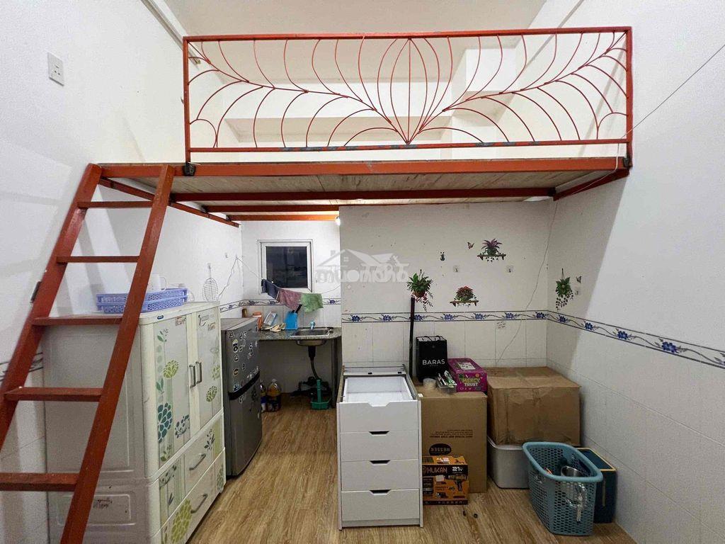 Chính chủ cho thuê phòng gác lửng,studio rộng rãi cửa sổ trời gần tdtu - 4