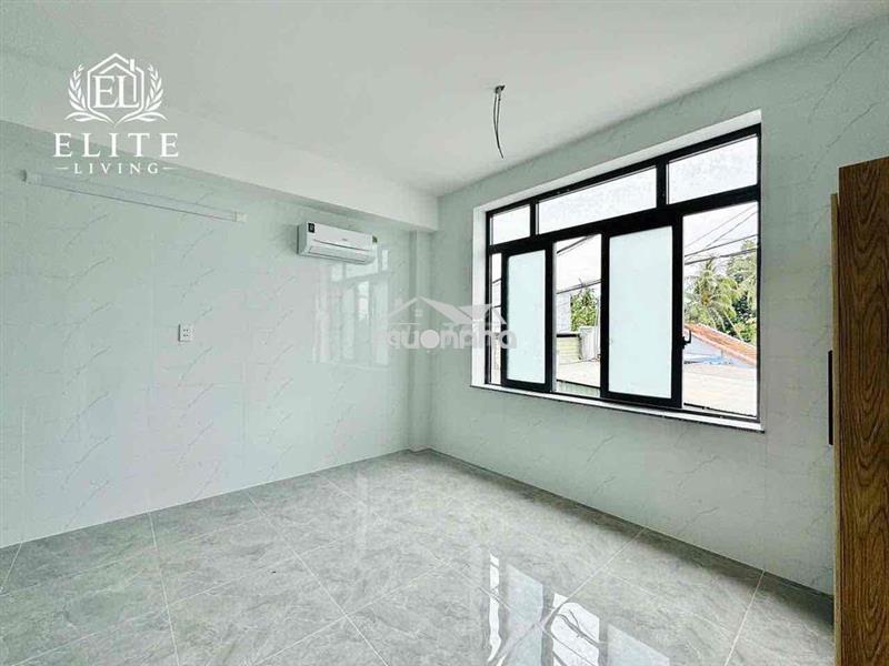 Studio mới xây giá siêu rẻ ngay đh văn lang
