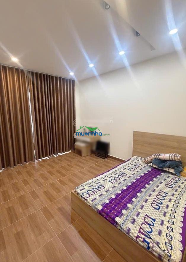 Bán nhà hiếm ngang hơn 6m, 96m², 3 tầng, hẻm 5m, ngay bình trị đông, bình tân, giá chỉ 7,35 tỷ