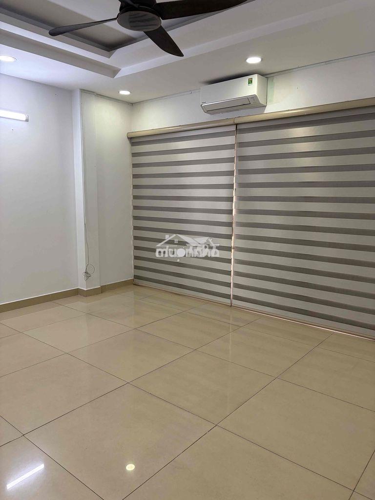 Nhà cho thuê 3,5 tấm. dt 5*10, gồm 4pn và 3 tollet. hẻm xe tải kd - 4