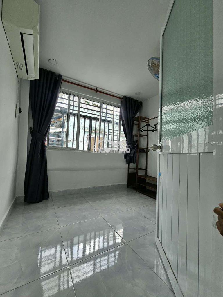3 tầng lầu - hẻm xe hơi 1 căn - full nội thất - 2pn 2wc - 3