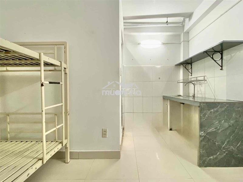 Phòng đẹp- sẵn ml- 2 ban công- cửa sổ trời-ngay đh tôn đức thắng