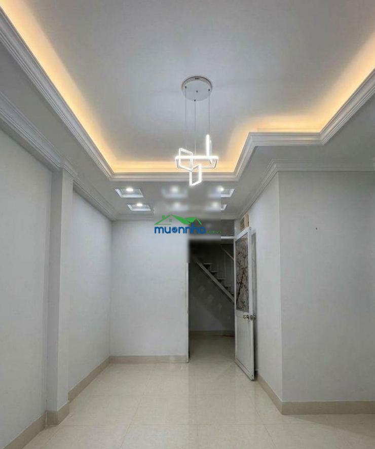 Chỉ: 6,2 tỷ (tl) dt: 64m². 3 tầng. không lộ giới giáp tân bình. mua ở hay đầu tư sinh lời tốt