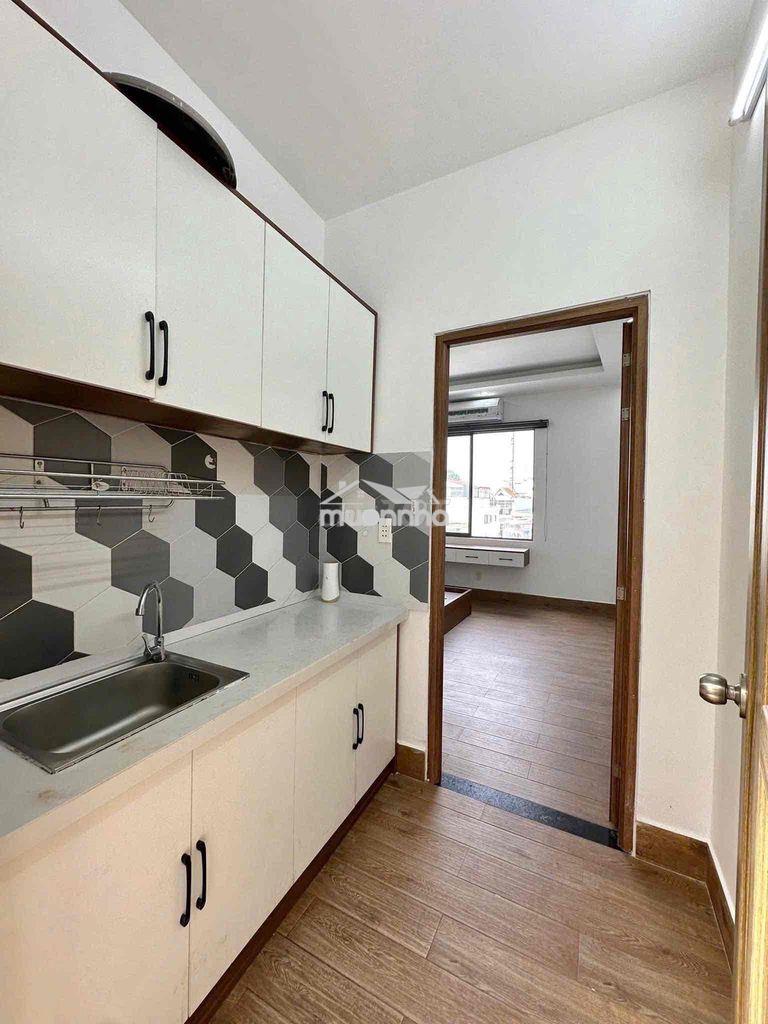 Cho thuê căn 1pn tách bếp full nt cửa sổ trần quang diệu lê văn sỹ q3